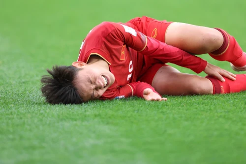 Tiền vệ trẻ Hải Linh phải kiểm tra doping sau trận gặp Mỹ