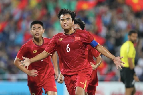 Công Phương bị loại khi Olympic Việt Nam chốt danh sách dự ASIAD 19