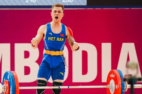 Lực sỹ Việt Nam thâu tóm huy chương cử tạ thế giới hạng 55kg