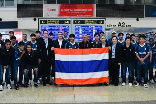 Tuyển Thái Lan có mặt tại Hà Nội, sẵn sàng đấu chủ nhà Việt Nam