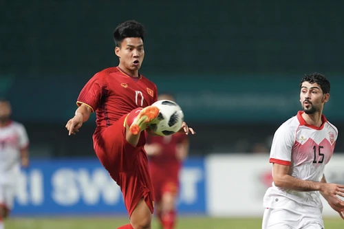 Văn Thanh khỏi Covid-19, sẵn sàng ra sân đấu Ấn Độ