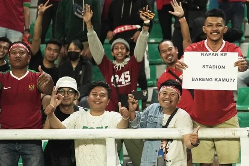 Cổ động viên Indonesia dành sự tôn trọng U20 Việt Nam