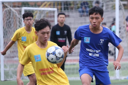 Hình ảnh loạt trận 16h ngày 4-12