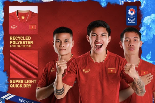 Ra mắt mẫu áo mới đội tuyển Việt Nam làm từ nhựa tái chế