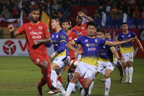  HLV Paulo Foiani: "Chúng tôi cần ngẩng cao đầu hướng tới trận đấu phía trước gặp Viettel"