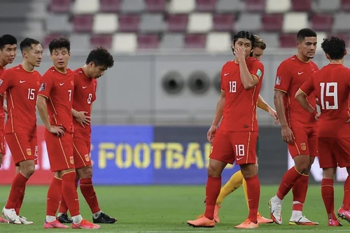 Trung Quốc 'gánh' 4 áp lực khi đấu tuyển Việt Nam