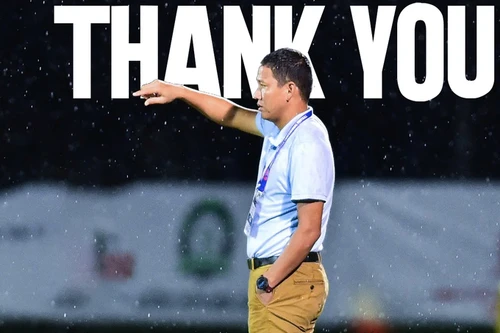 Quả bóng vàng 2015 xin từ chức ở CLB Bình Phước