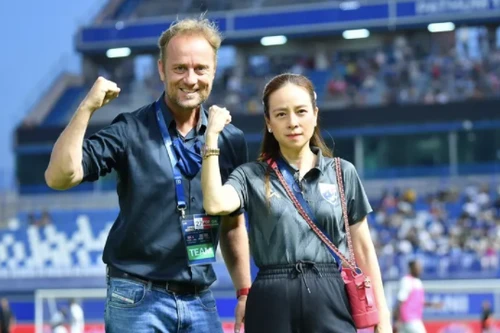 Thắng 2 đội bóng yếu, Thái Lan chờ thăng hạng FIFA