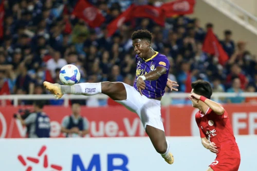 Tuần khai màn thú vị của V-League 2024/25