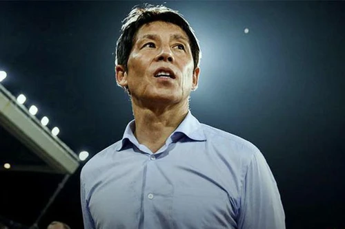 HLV Thái Lan chạy đua cùng thầy Park từ... khu cách ly