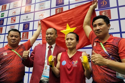 Kick-boxing lập hattrick, đoàn Việt Nam có 22 HCV