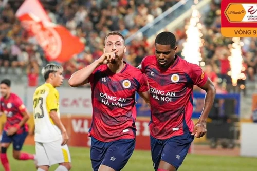 Công an Hà Nội FC thắng tưng bừng ở trận chia tay năm 2024