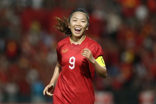 Huỳnh Như: "Sẽ rất tuyệt nếu tôi ghi bàn vào lưới Bồ Đào Nha"