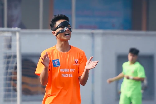 Xuất hiện 'phiên bản' Mbappe ở giải bóng đá học sinh