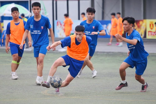 Bàn thắng phút mở màn đưa THPT IVS vào tứ kết