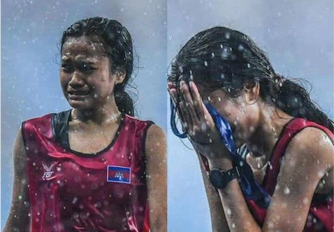 Thủ tướng Campuchia thưởng 10.000 USD cho VĐV "khóc dưới mưa"