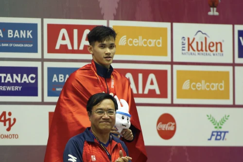 Đoàn Việt Nam đón kỷ lục đầu tiên tại SEA Games 32