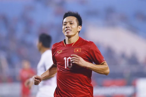 Văn Quyết trở lại, tuyển Việt Nam chuẩn bị đấu Ấn Độ, Lebanon