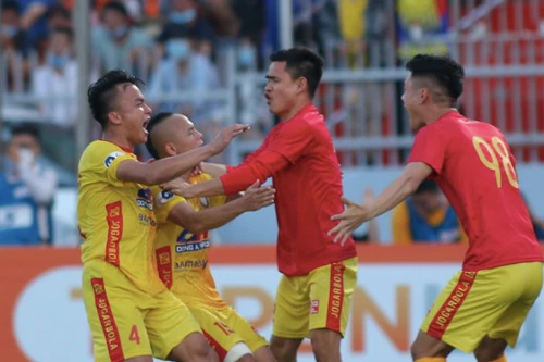 Bứt tốc ngoạn mục, CLB Thanh Hoá nắm cơ hội trụ hạng sớm