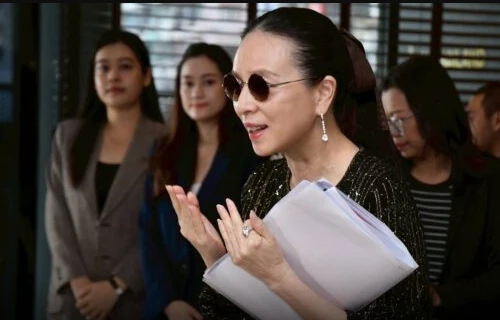 Madam Pang hứa không từ chức