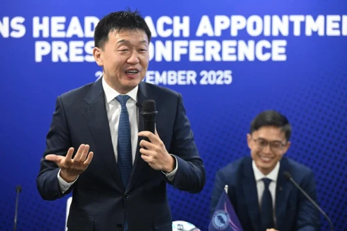 Chủ tịch bóng đá Singapore bỏ 41 tỉ đồng tiền túi thưởng đội tuyển quốc gia