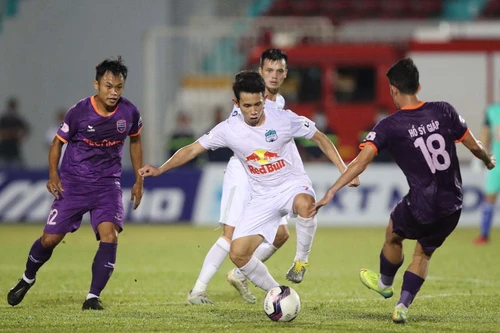 V-League 'mắc kẹt' giữa lịch dày đặc của đội tuyển