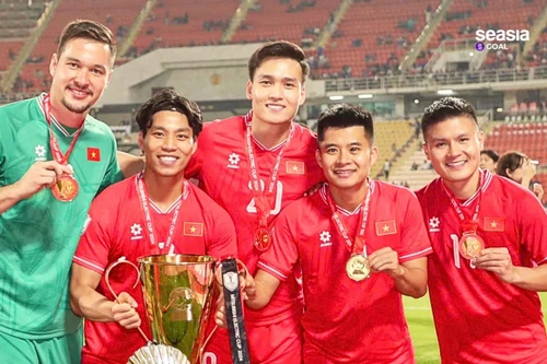 Việt Nam được khen dùng "cây nhà lá vườn" vô địch Đông Nam Á