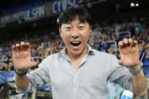 Bị tố đánh chửi cầu thủ, HLV Shin Tae-yong ‘phản pháo’ kịch liệt