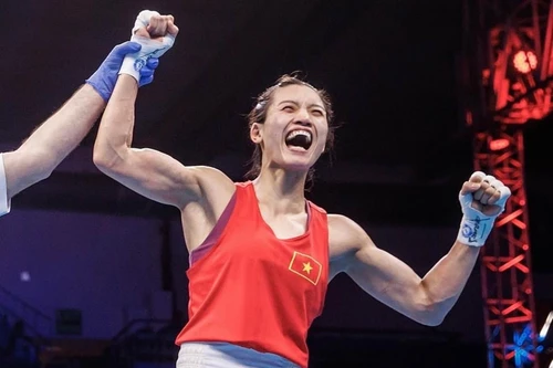 Võ sỹ Nguyễn Thị Tâm giành á quân thế giới và 50.000 USD tiền thưởng