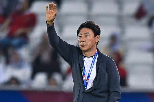 HLV Shin Tae-yong: "Bóng đá Indonesia chạm đáy trước khi tôi đến"