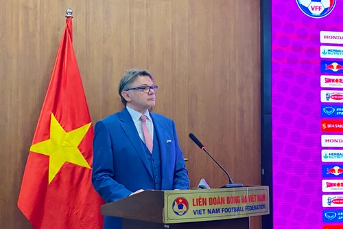 Phát biểu nhậm chức gây ấn tượng của HLV Philippe Troussier