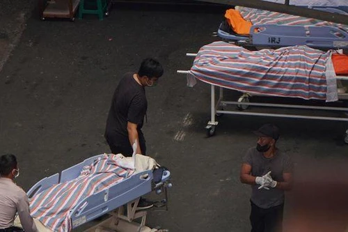 Indonesia tiếp tục "đính chính" số người chết trong vụ bạo loạn bóng đá