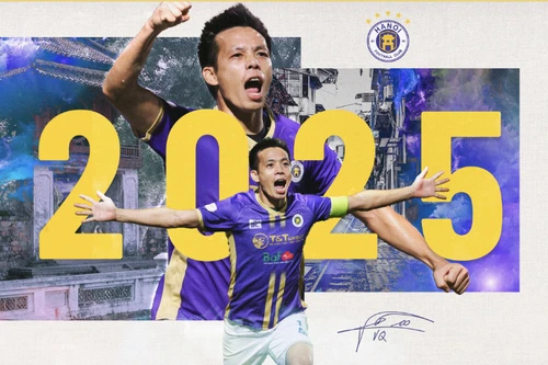 Văn Quyết quyết định gắn bó 15 năm với Hà Nội FC