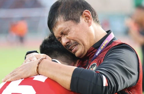 Dân mạng Indonesia vùi dập HLV từng là công thần