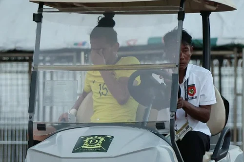 Gặp Việt Nam, báo Malaysia lo sốt vó vì mất trụ cột hàng thủ