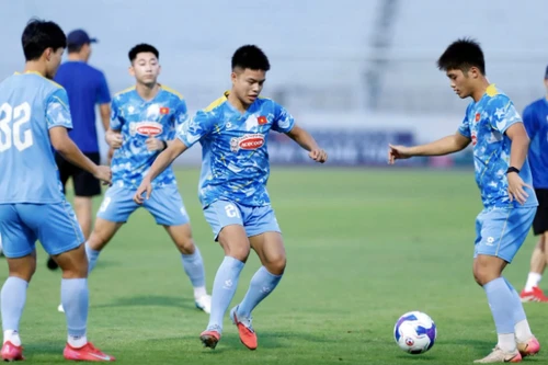 Thầy Kim loại cầu thủ Việt kiều khỏi chiến dịch SEA Games 33