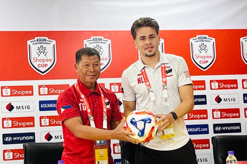 Khen Công an Hà Nội FC hết lời, HLV đội Cebu vẫn muốn có 3 điểm tại Hàng Đẫy