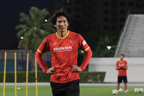 HLV Gong Oh-kyun thêm một lần 'đi ngược' với thầy Park