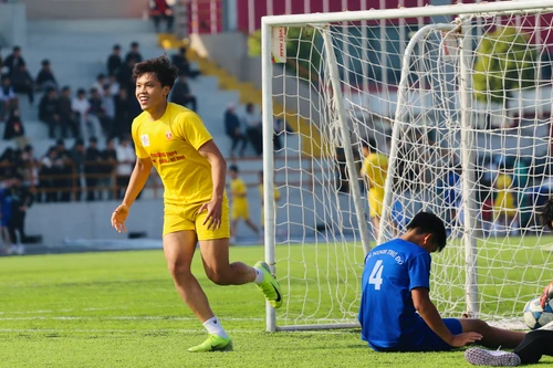 Tấm vé xứng đáng cho THPT Marie Curie MĐ