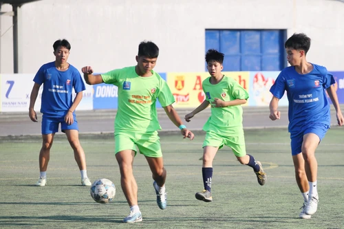 Hình ảnh loạt trận 15h30 ngày 10-11