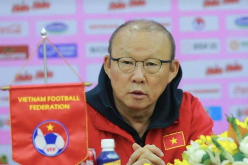 HLV Park Hang-seo: "U22 có thể đánh bại ĐT Việt Nam"