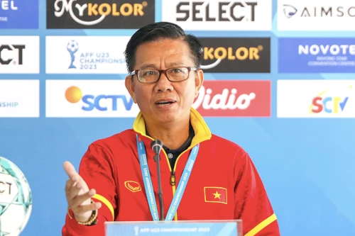HLV Hoàng Anh Tuấn chỉ ra điểm lợi hại của Indonesia trước chung kết