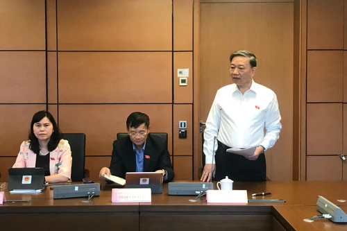 Không quốc gia nào có chuyện CSGT giữ xe vi phạm chờ thanh tra giao thông tới xử lý