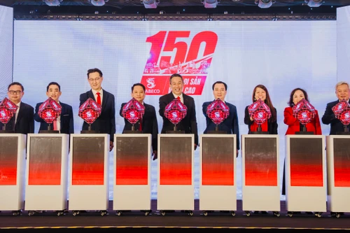 Tôn vinh những người hùng thầm lặng, lan tỏa nhiều câu chuyện truyền cảm hứng