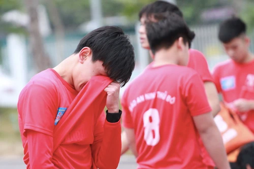 [ẢNH] Loạt trận 13h30 ngày 17-1-2021