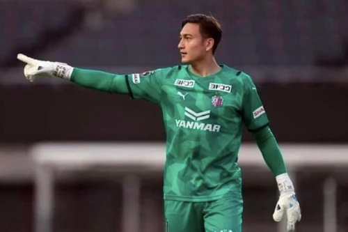 Đặng Văn Lâm cảm ơn CLB Cerezo Osaka trước giờ hội quân cùng Bình Định