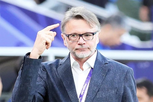 HLV Troussier phá kỷ lục thất bại của chính mình tại ĐT Việt Nam