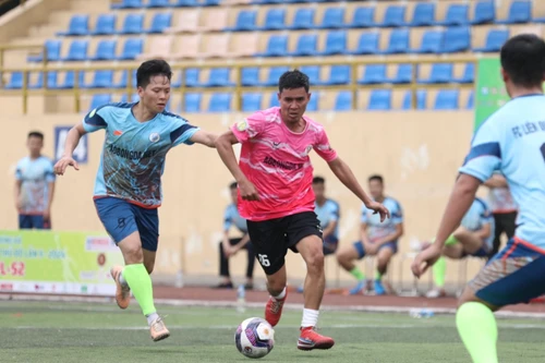 Khởi tranh vòng chung kết giải bóng đá Tuổi trẻ Công an Thủ đô 2024