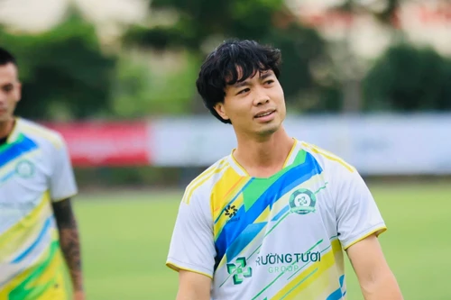 Hạng Nhất biến động, đội Công Phượng ám ảnh trận play-off