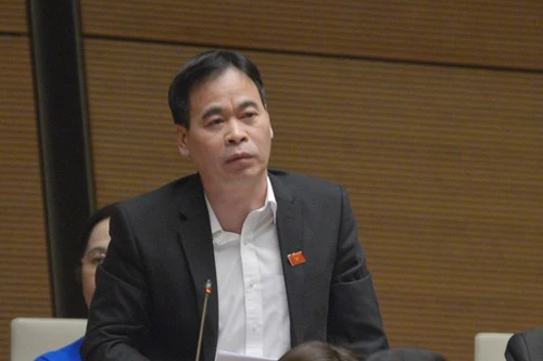 ĐBQH tranh luận: Đi chung thang máy với F0, có phải cách ly tập trung?